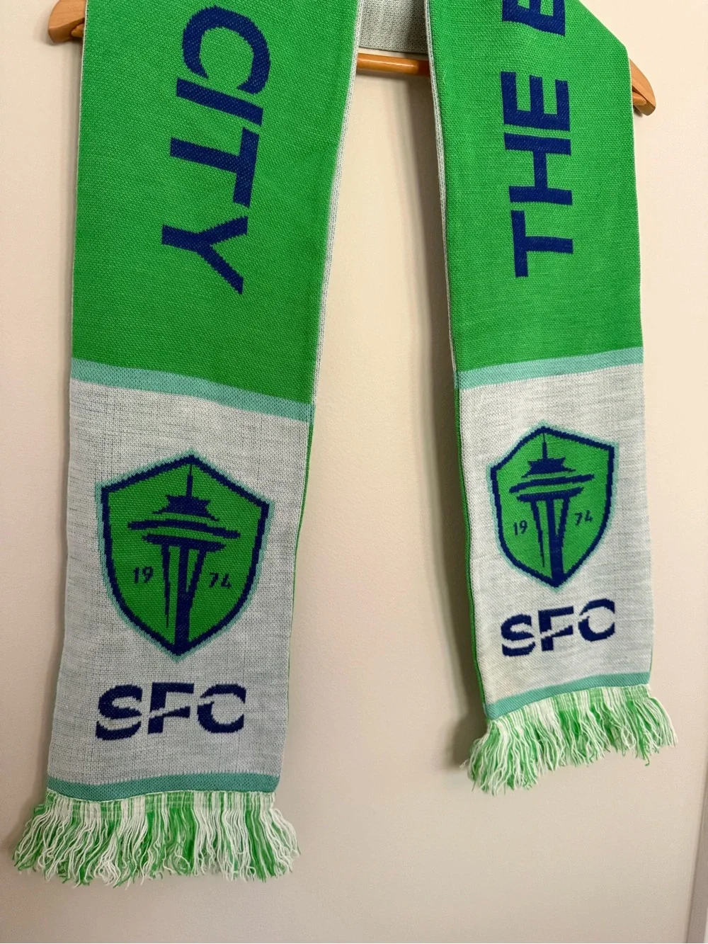 Seattle Soccer Sounders  Scarf - Green & Light Gray RUFFNECK